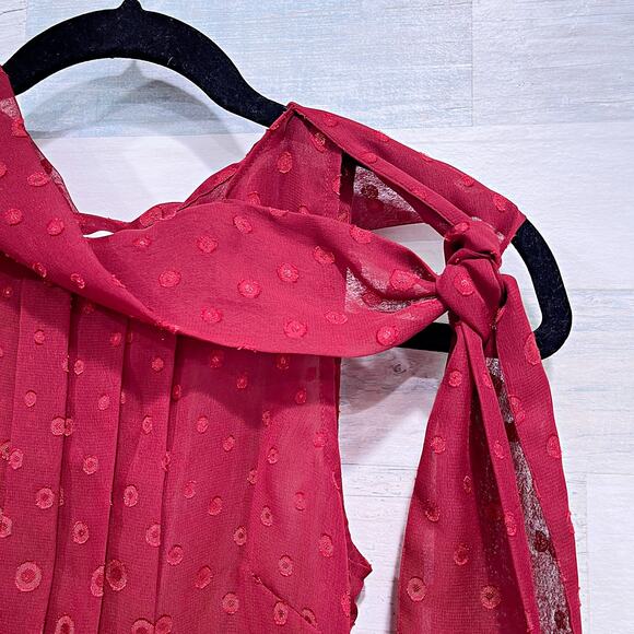 BANANA REPUBLIC Sheer Embroidered Dot Tie Neck Blouse Red Sleeveless Womens 0 - Picture 2 of 5